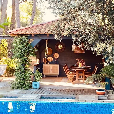 Gasthof Jardin D'ailleurs, 45m2 Pour 2 Personnes 3*